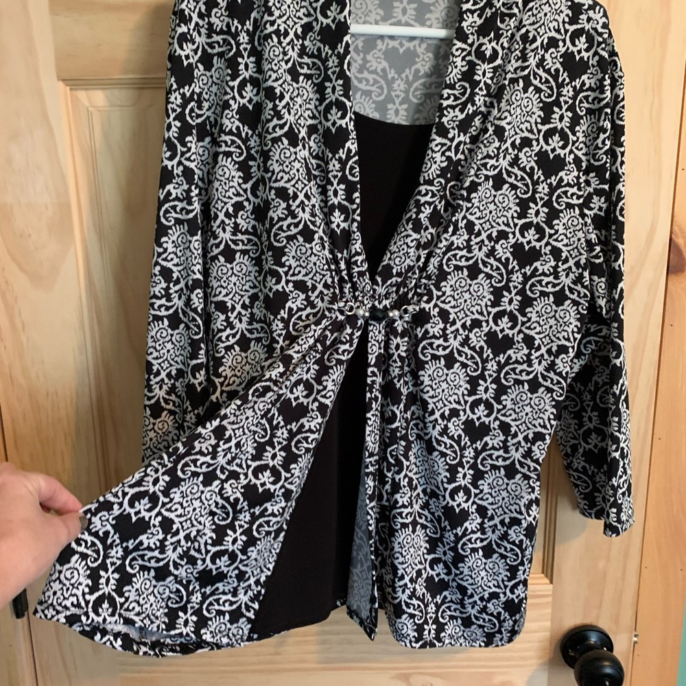 Woman’s XL dress blouse